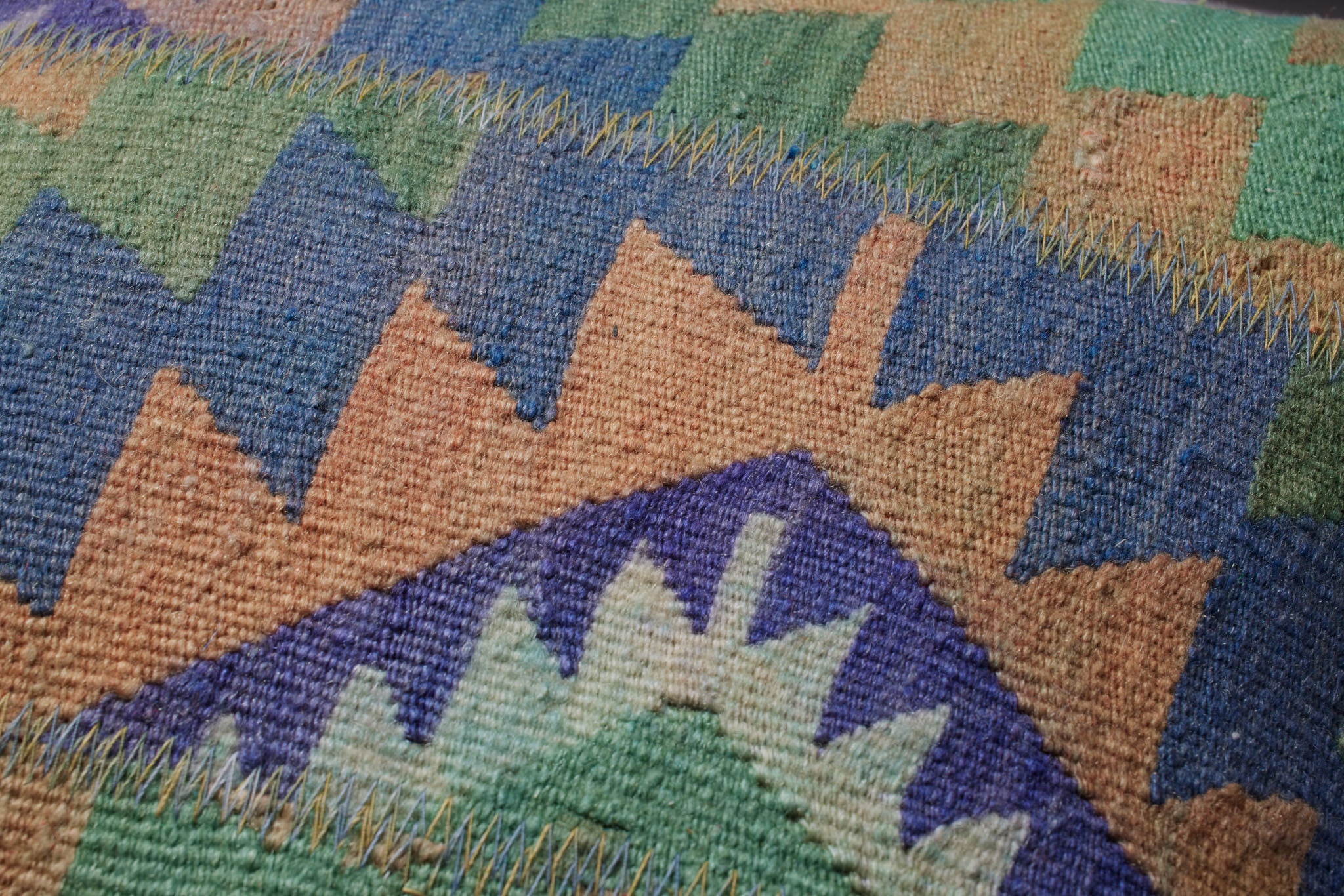 0458600168 - Image 2