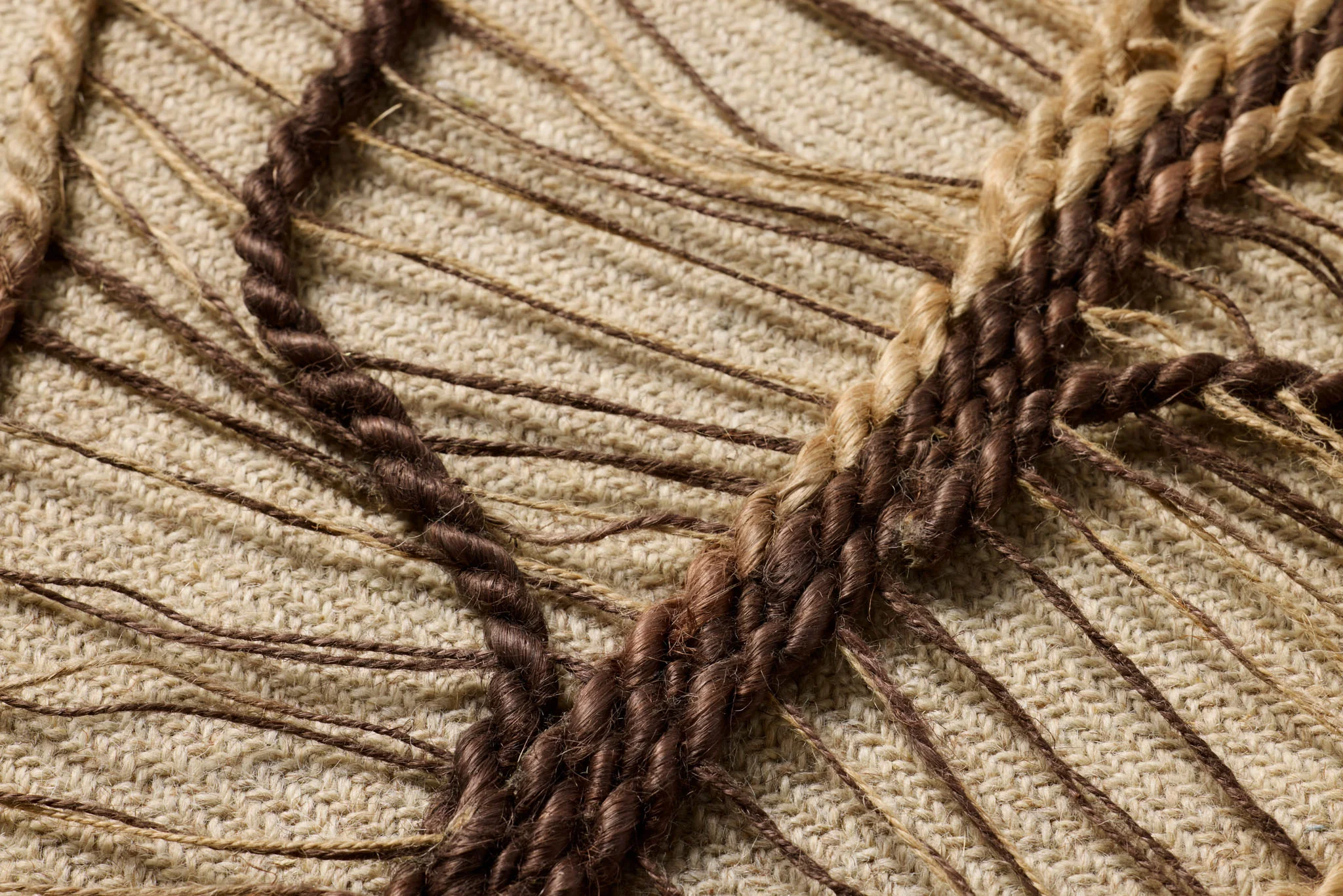 AUTUMN'S LACE - Image 3