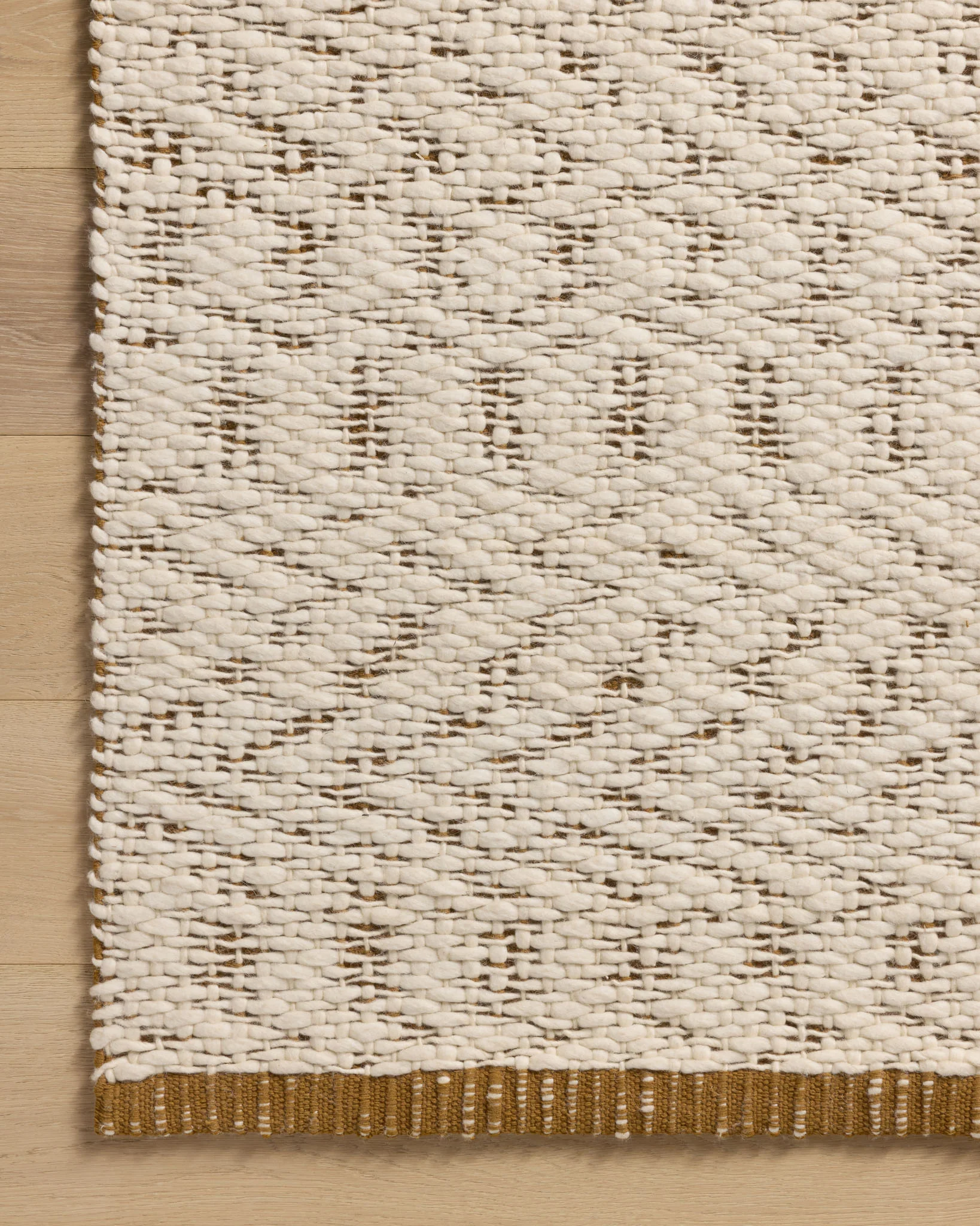 BET-01 MH IVORY / SPICE - Image 3